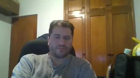 Snapshot of rodfer chatting on May 11, 2026, 12:27 am Rodfer online show from May 11, 2026, 12:27 am