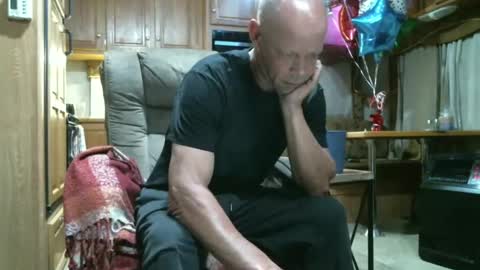 Rodkirk41... online show from February 12, 2025, 12:33 pm