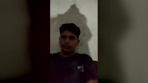 Snapshot of rodri1k chatting on February 11, 2026, 9:53 pm rodri1k online show from February 11, 2026, 9:53 pm