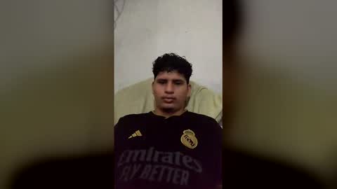 Snapshot of rodri1k chatting on February 12, 2026, 5:30 pm rodri1k online show from February 12, 2026, 5:30 pm