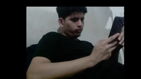 Snapshot of rodri1k chatting on February 15, 2026, 3:25 am rodri1k online show from February 15, 2026, 3:25 am