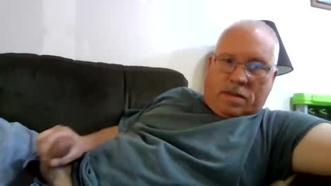 rodstud641 online show from October 29, 2025, 4:09 pm