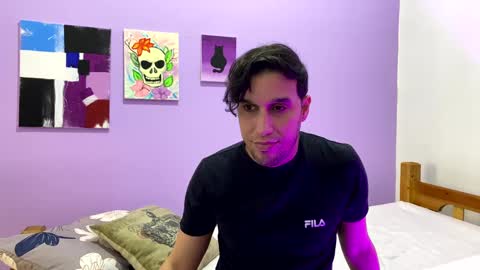 Thiago independent model online show from February 15, 2025, 10:31 pm