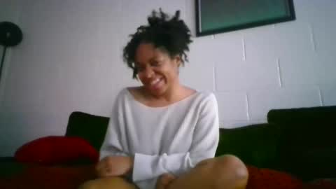 Roes Jam  Roe  online show from December 15, 2024, 7:42 pm