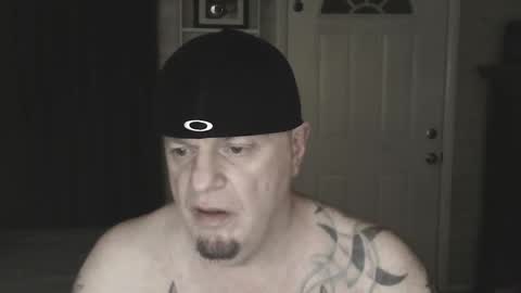 roinaz online show from January 13, 2025, 6:27 am