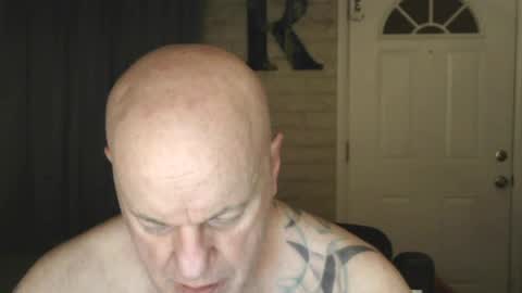 Snapshot of roinaz chatting on June 22, 2026, 5:37 am roinaz online show from June 22, 2026, 5:37 am