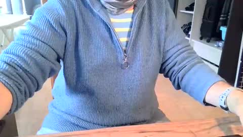 Snapshot of rolandloser1000 chatting on December 16, 2024, 11:55 am rolandloser1000 online show from December 16, 2024, 11:55 am