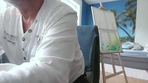 Snapshot of rolandloser1000 chatting on March 24, 2026, 8:41 am rolandloser1000 online show from March 24, 2026, 8:41 am