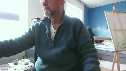 Snapshot of rolandloser1000 chatting on March 25, 2026, 8:09 am rolandloser1000 online show from March 25, 2026, 8:09 am