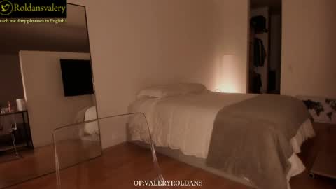 Snapshot of roldansvalery chatting on April 23, 2026, 2:02 am Valery Roldans online show from April 23, 2026, 2:02 am