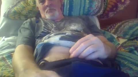 Snapshot of rollinstone123 chatting on January 18, 2025, 5:59 pm rollinstone123 online show from January 18, 2025, 5:59 pm