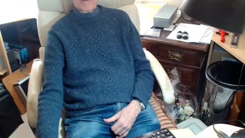 Snapshot of rolydawe chatting on April 2, 2026, 1:53 pm rolydawe online show from April 2, 2026, 1:53 pm