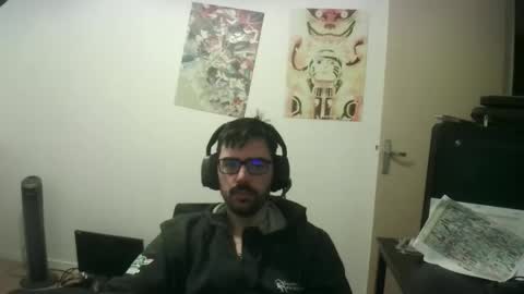 romainb72 online show from December 18, 2025, 7:25 am