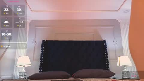   online show from October 24, 2025, 12:01 pm