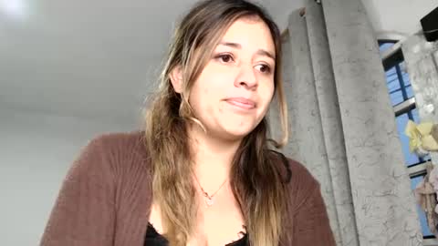 Snapshot of romancewomanmx chatting on February 21, 2025, 12:27 am RomancewomanMX online show from February 21, 2025, 12:27 am