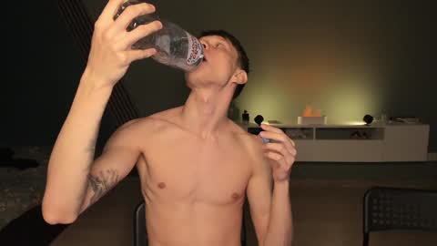 Snapshot of romeo_mercy chatting on December 12, 2024, 9:48 pm Romeo online show from December 12, 2024, 9:48 pm