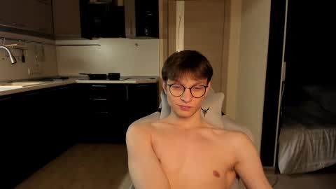 Snapshot of romeo_mercy chatting on September 13, 2025, 3:56 pm Romeo online show from September 13, 2025, 3:56 pm