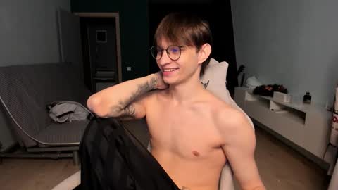 Romeo online show from February 26, 2026, 9:41 am