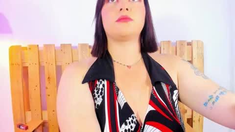 romina_foxxx_ online show from November 8, 2025, 12:16 pm