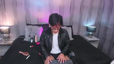 ronaldkeaton online show from January 13, 2026, 7:19 pm