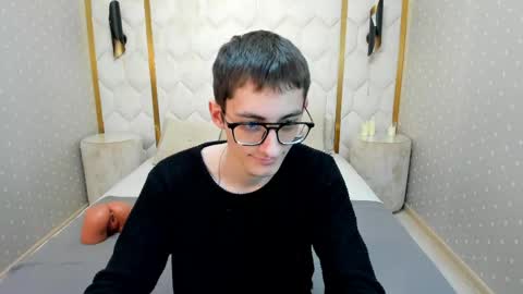 ronbevs online show from May 27, 2026, 7:55 pm