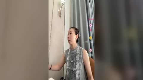 Snapshot of rongrong0329 chatting on August 3, 2026, 12:20 am sui sui online show from August 3, 2026, 12:20 am
