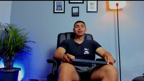 RonnieCanford online show from March 1, 2026, 3:47 pm