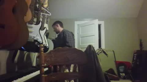 ronniejohnston13 online show from April 13, 2026, 7:25 am