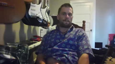 Snapshot of ronniejohnston13 chatting on June 20, 2026, 12:14 am ronniejohnston13 online show from June 20, 2026, 12:14 am