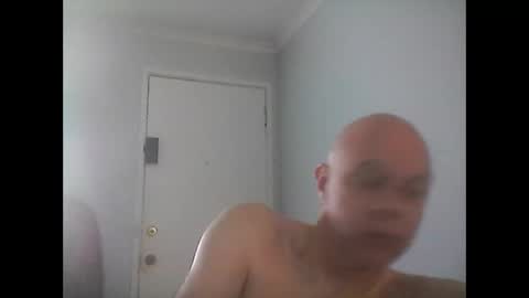 rooboy55 online show from April 6, 2026, 4:46 am