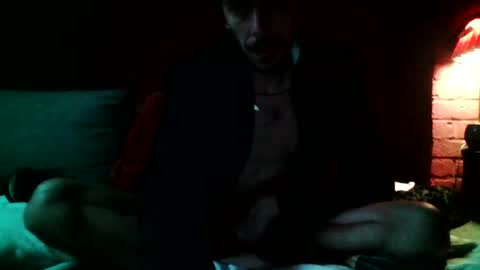 rootbott online show from November 16, 2025, 7:36 am