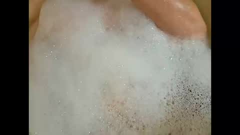 Snapshot of roozzzof chatting on October 16, 2025, 2:56 am rooz online show from October 16, 2025, 2:56 am