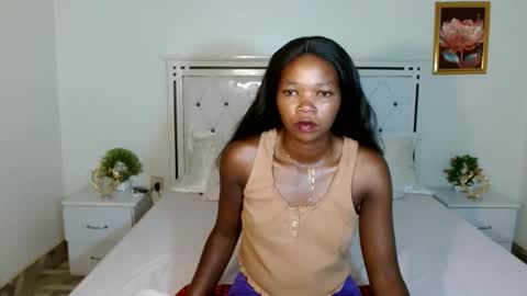 Snapshot of rorennah chatting on May 7, 2026, 6:57 pm Rorenah online show from May 7, 2026, 6:57 pm