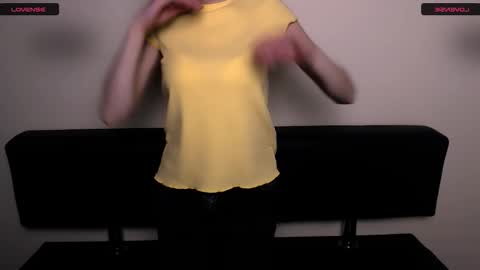 Rose online show from February 25, 2026, 7:51 am