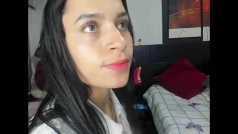 rosalia_santos online show from April 17, 2026, 2:36 am