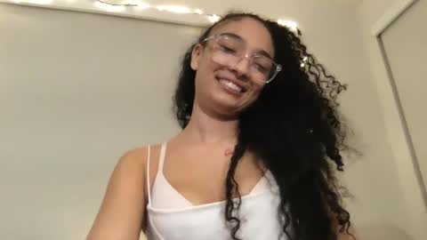 Rosalina online show from March 3, 2025, 8:27 am