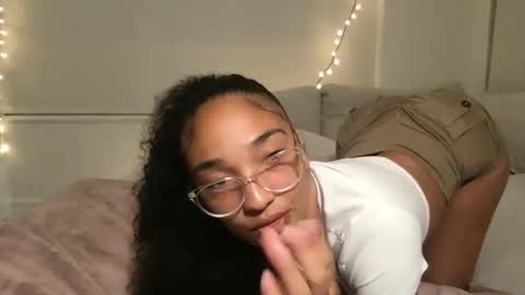 Rosalina online show from September 11, 2025, 4:45 am