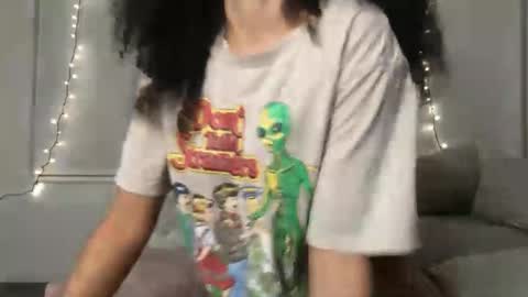 Snapshot of rosalinatoosexy chatting on April 28, 2026, 4:39 am Rosalina online show from April 28, 2026, 4:39 am