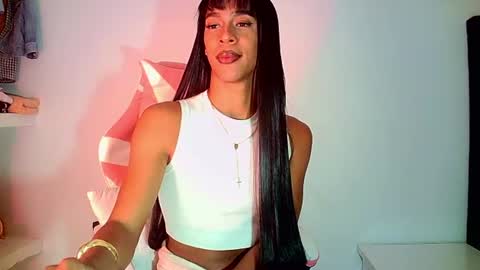 Snapshot of rosalindasexy chatting on July 10, 2026, 8:40 am Rosalinda online show from July 10, 2026, 8:40 am