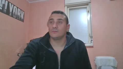 Snapshot of rosario1212 chatting on December 27, 2024, 1:43 am Rosario online show from December 27, 2024, 1:43 am