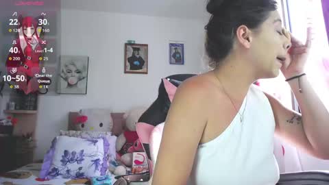 rosario_1996 online show from May 25, 2026, 9:21 pm