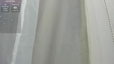 rose__monroe online show from April 5, 2026, 7:33 pm