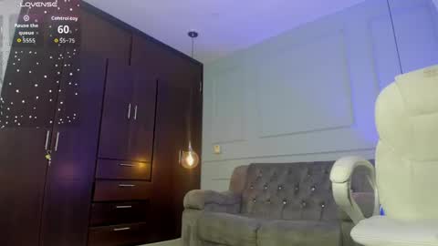 rose__monroe online show from April 6, 2026, 7:26 pm