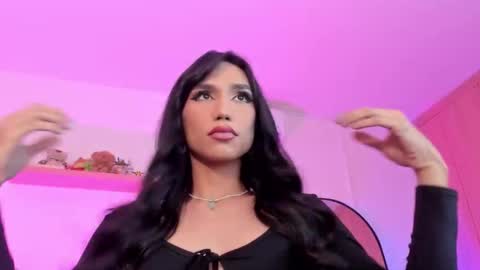 Rose Saenz online show from November 28, 2025, 8:00 pm