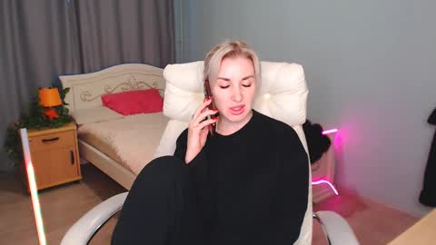 Snapshot of rose__shine chatting on January 20, 2025, 12:49 pm rose  shine online show from January 20, 2025, 12:49 pm