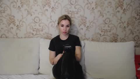 Snapshot of rose__shine chatting on January 27, 2025, 2:13 pm rose  shine online show from January 27, 2025, 2:13 pm