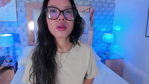 Snapshot of rose_allure chatting on February 20, 2026, 11:32 am Rose allure online show from February 20, 2026, 11:32 am