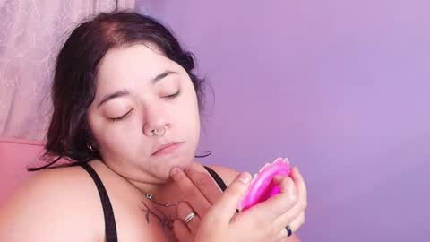 Snapshot of rose_barbara chatting on December 26, 2024, 12:05 pm Barbara rose online show from December 26, 2024, 12:05 pm