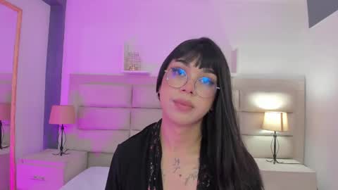 Rose online show from February 18, 2025, 4:59 pm