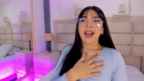 Rose online show from November 2, 2025, 1:13 pm